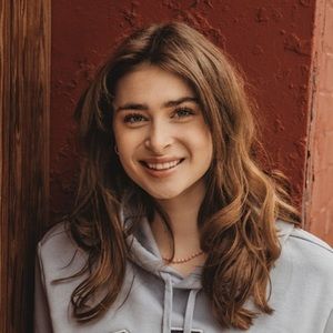 Meet your Posher, Lily